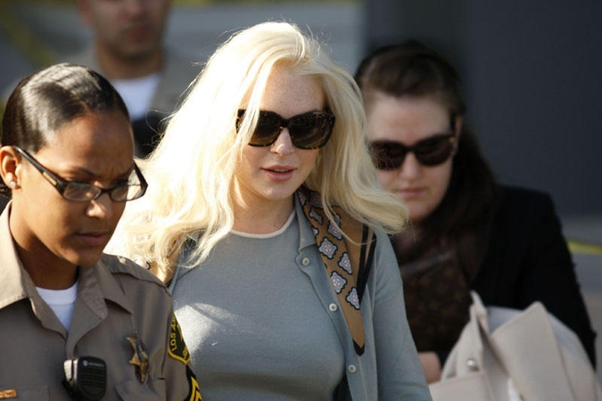 Lindsay Lohan išsikraustė iš savo namų Kalifornijoje