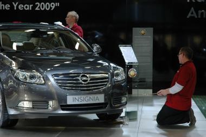 „Opel“ kredituos automobilių pirkėjus