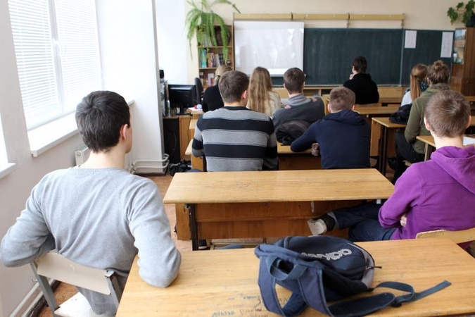 Mokyklų pertvarka: Kaune atsiras B. Brazdžionio mokykla