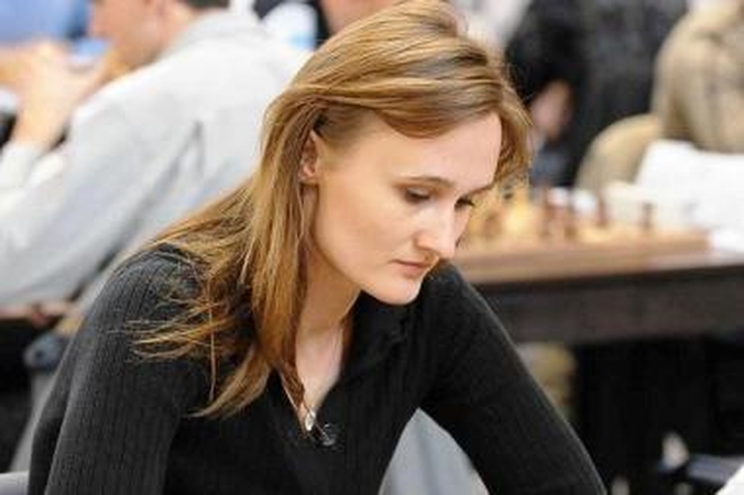 V.Čmilytė išlieka Europos moterų šachmatų pirmenybių lyderių grupėje