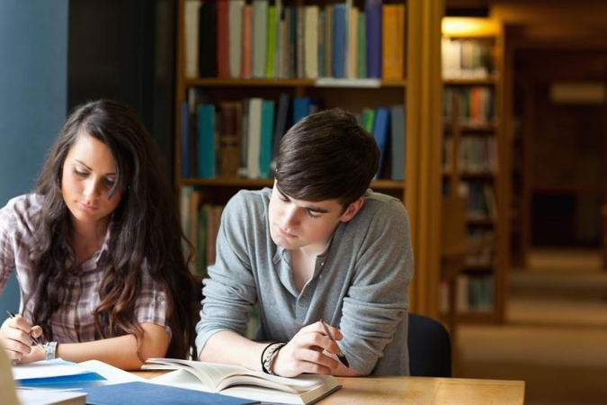 Po nesėkmingų derybų LSAS studento pažymėjimų nebeplatina
