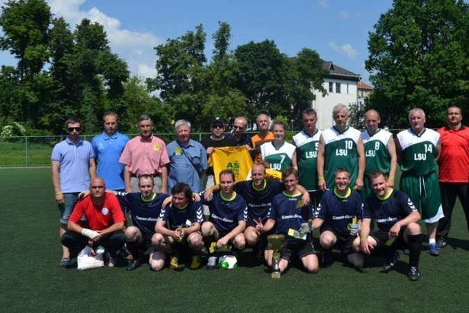 LSU rektoriaus taurė: kaulų lūžiai ir žurnalistų pergalės šokis (foto)