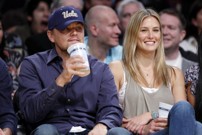Holivudo žvaigždė DiCaprio - prieš prekybą ryklių pelekais