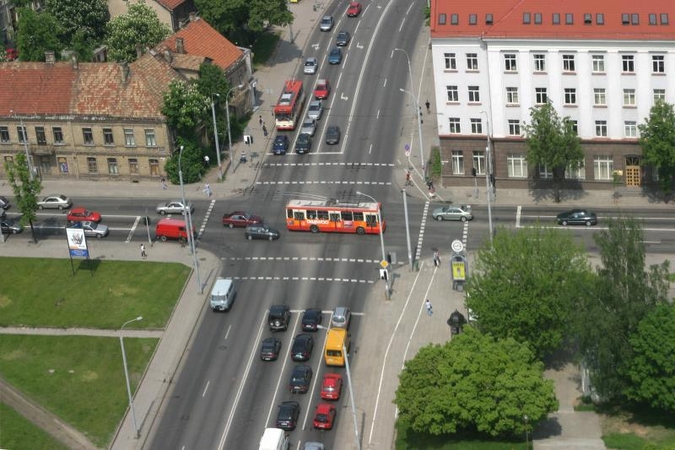 Pamėnkalnio gatvėje naktimis bus draudžiamas eismas