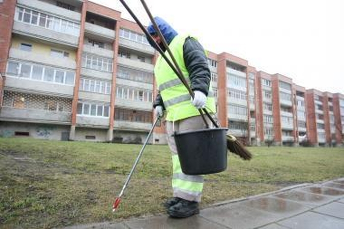 Baigtos derybos dėl kiemų valymo