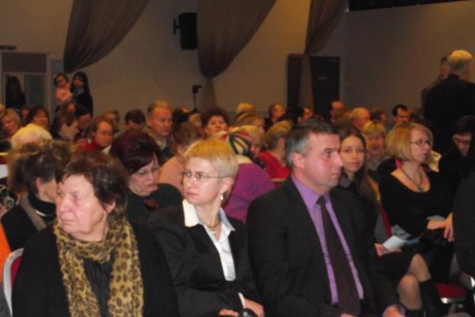 Liudytojo kaltinimus išgirdę Venckai atsitvėrė tylos siena