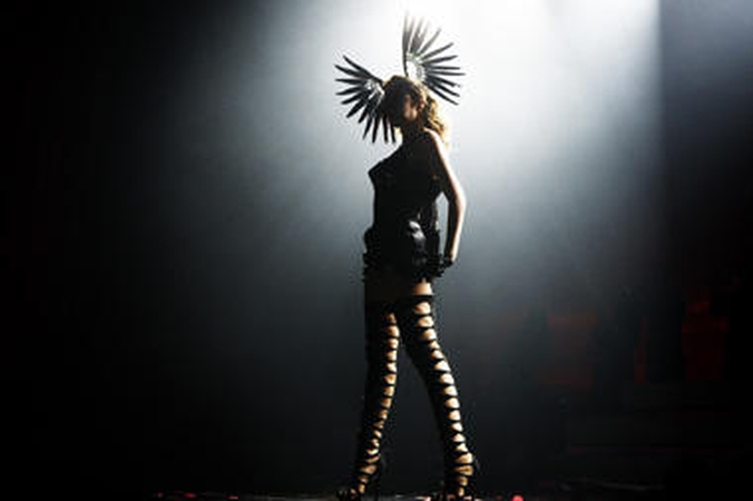 Lietuviai graibsto bilietus į Kylie Minogue koncertą 