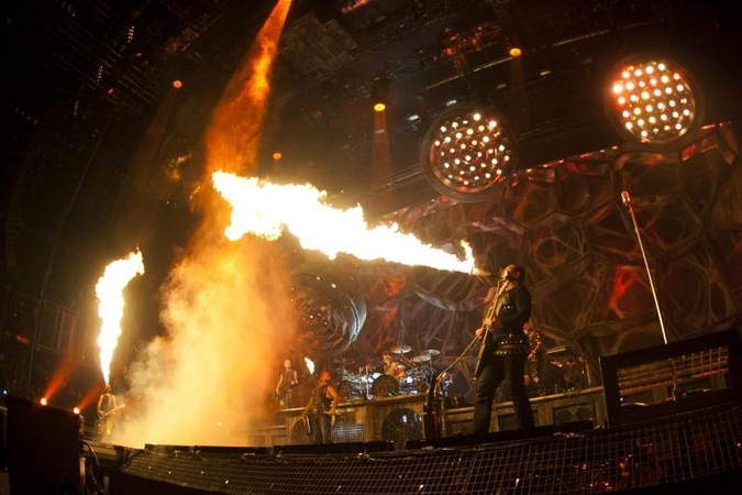 „Rammstein“ sugrįžo su dar galingesniu užtaisu 
