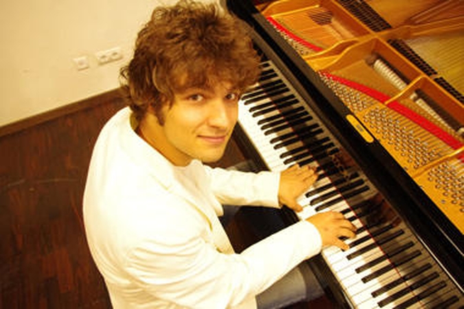 Chopino pianistų konkursą laimėjo rusė J.Avdejeva, L.Geniušas – antras 