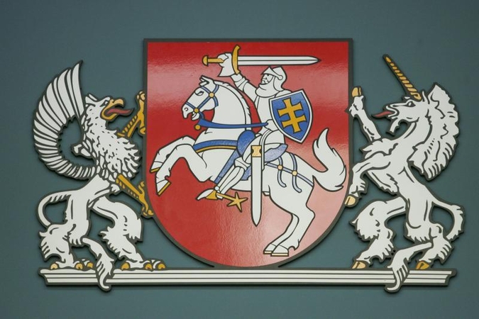 Pasaulio lietuviai - prieš platesnį vėliavos su Vyčiu naudojimą 