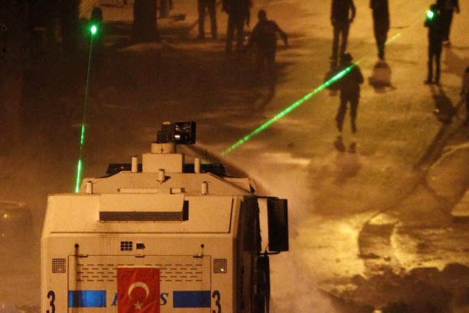Turkijoje suimta šimtai įtariamų neramumų kurstytojų (atnaujinta)
