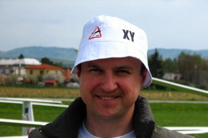 Atviros klasės sklandymo čempionate pirmauja klaipėdietis