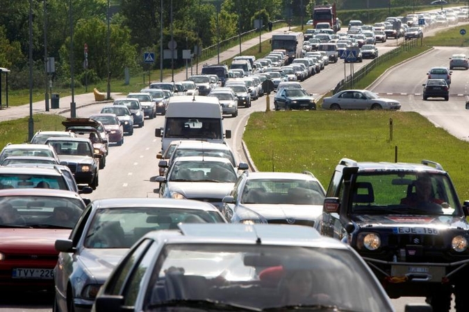 Policija: situacija keliuose geresnė nei pernai