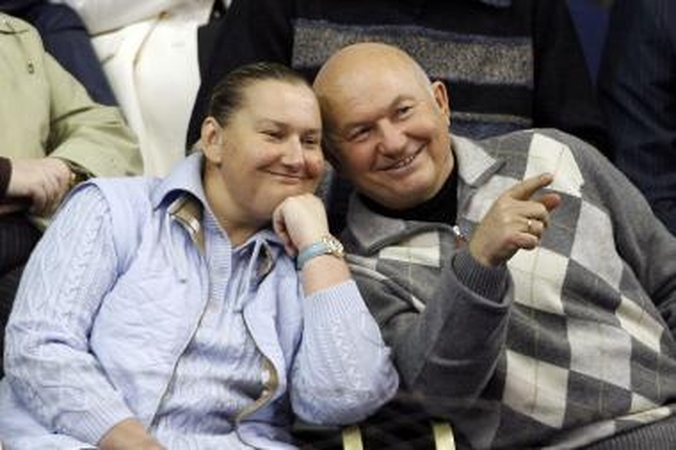 Maskvos meras atvėrė žmonai kelią prie milijardų