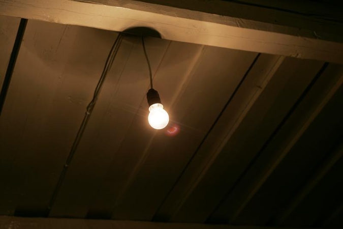 6 mitai apie elektrą ir vandenį, kurie trukdo taupyti pinigus 