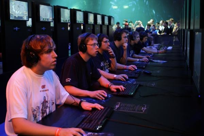 Žaidimų kompiuterio ir telefono hibridas "PlayStation Phone" pasirodys 2011 metų vasarį