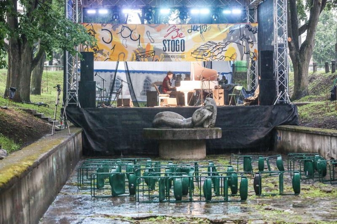 Liūtis nenuplovė festivalio   „Be stogo“