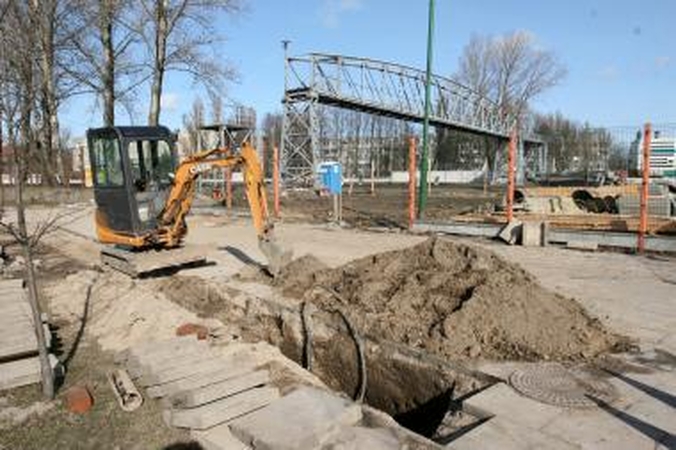 Tilto statytojai dalį Klaipėdos paliko be elektros