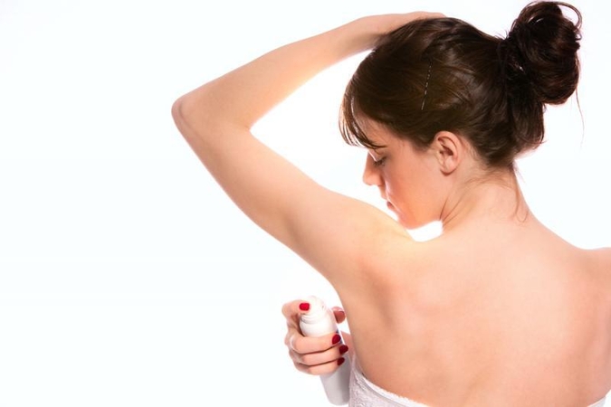 Dezodorantas ar antiperspirantas: kurį pasirinkti?