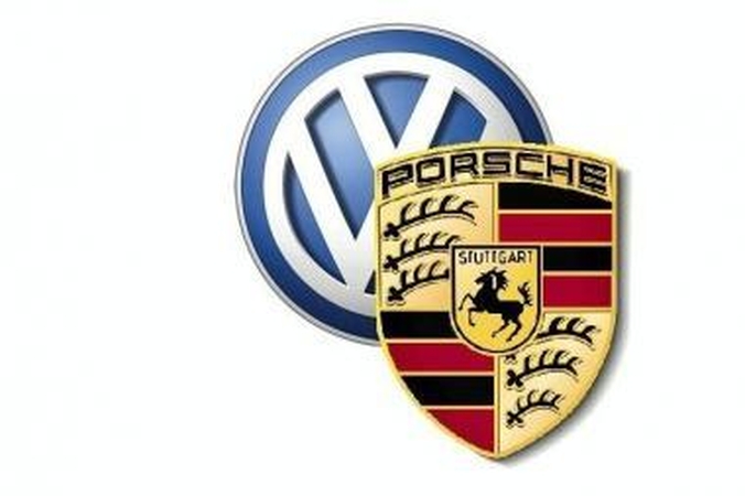 Palaimintos „Volkswagen“ ir „Porsche“ jungtuvės