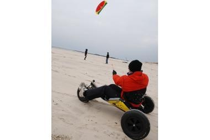 Lietuvoje – pirmosios „buggy kitingo“ varžybos