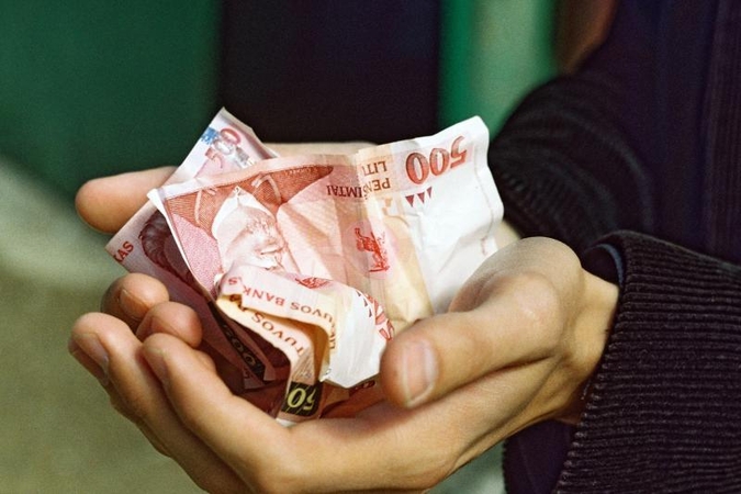Valstybės institucijos ekspertų paslaugoms pernai išleido 18 mln. litų