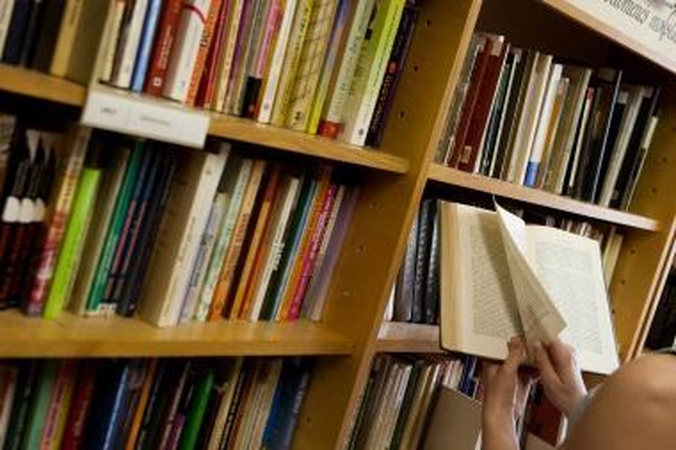 Vokietijos gynybos ministras nuplagijavo "du trečdalius" savo disertacijos teksto