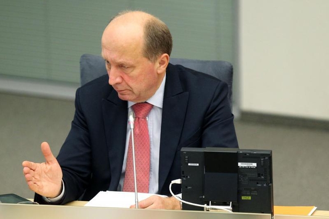 A.Kubilius žada toliau mažinti kontrabandą ir šėšėlinę prekybą
