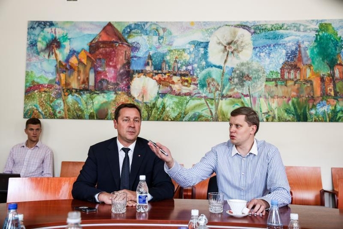 Didžiųjų miestų sąjungai -        valio!