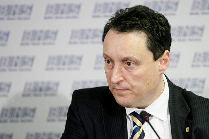 Pradeda dirbti naujas vidaus reikalų ministras