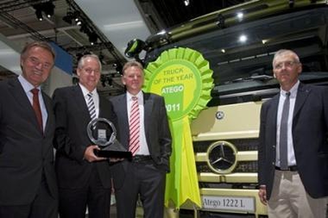 „Mercedes-Benz Atego“ tapo „Metų sunkvežimiu 2011“