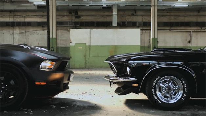 „Mustangų“ šou: ir muzika, ir seksas - iš automobilių garsų