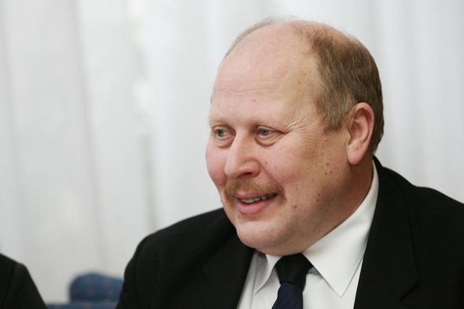 A.Kubilius gina sprendimą suspenduoti V.Satkevičiaus narystę partijoje