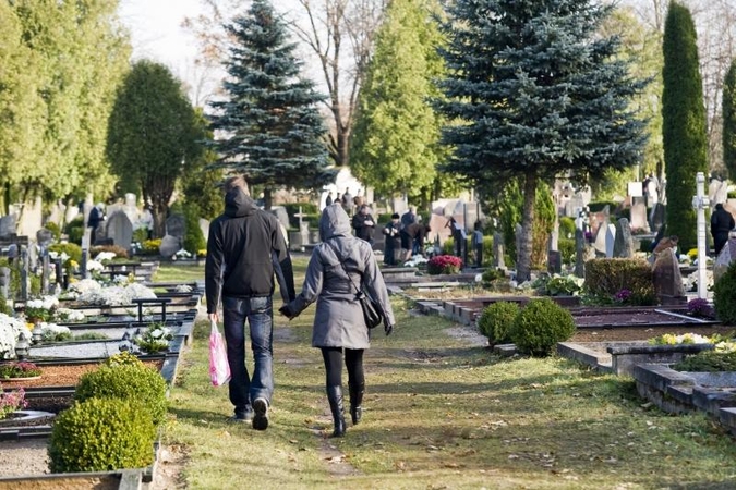 Pirmiausiai skaitmeninamos nykstančios kaimo kapinaitės