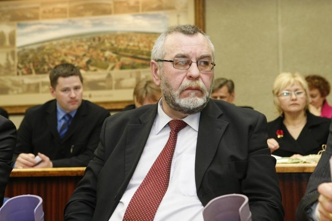 VTEK tirs, ar V.Plečkaitis nesupainiojo interesų