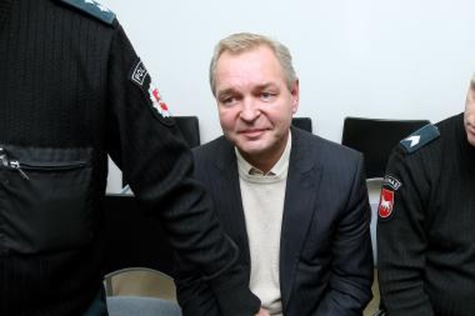 Buvęs Alytaus meras Č.Daugėla paleistas į laisvę