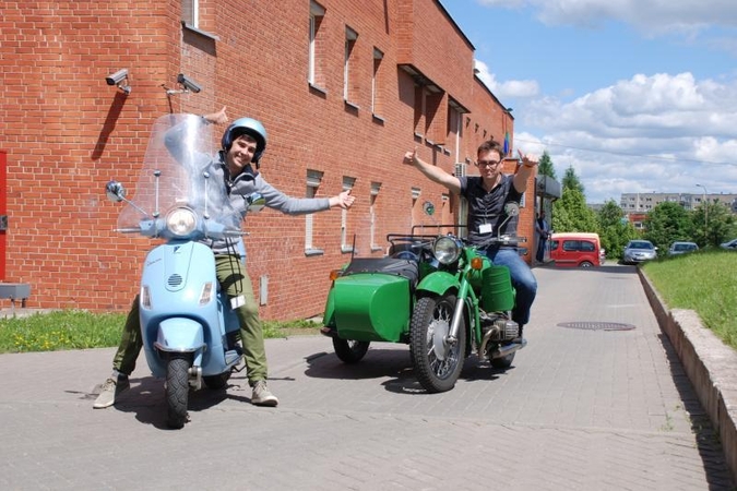 „Žiniukai“       į darbą - ant dviejų ratų