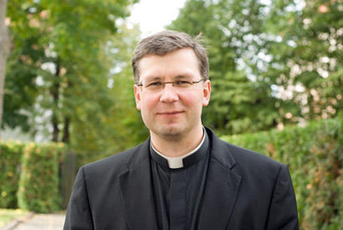 Paskirtas naujas vyskupas – kunigas K.Kėvalas