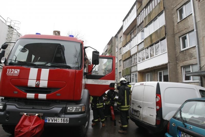 Klaipėdoje sprogus televizoriui užduso moteris 