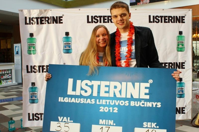 Konkurso „Ilgiausias bučinys“ nugalėtojai bučiavosi ilgiau nei 35 val.