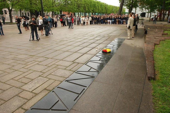 Kaunas minės R.Kalantos žūties 40-ąsias metines (renginių programa)