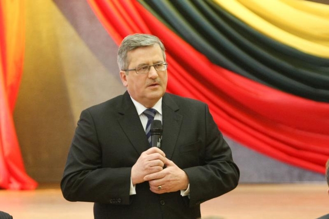 B.Komorowskis: dėl pavardžių rašybos su Lietuva turime būti tvirti