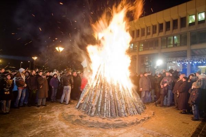 Sausio 13-oji: žmonių, ugnies ir arbatos šiluma