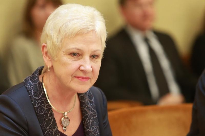 I.Degutienė: S.Stoma - ne pirmas keičiantis partiją parlamentaras