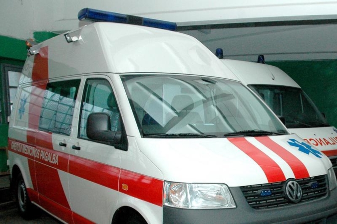 Telšiuose į ligoninę pateko dažų skiediklio gurkštelėjusi dvimetė