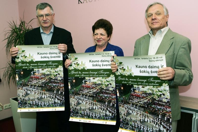 Dainų ir šokių šventę lydi tiek džiaugsmas, tiek nerimas