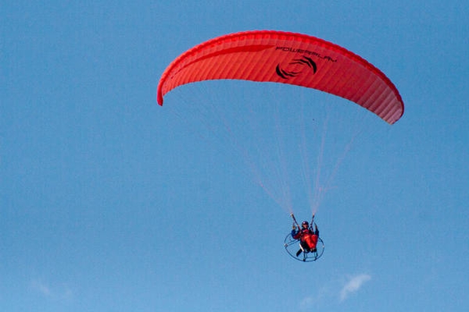 Parasparnio pilotas ant to pačio skardžio įstrigo dukart 