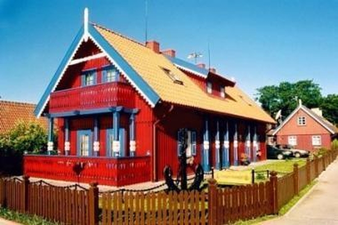Suabejota A.Burkšo svečių namų statybų teisėtumu