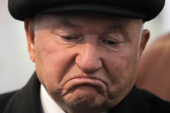 Buvęs Maskvos meras neketina išvykti iš Rusijos