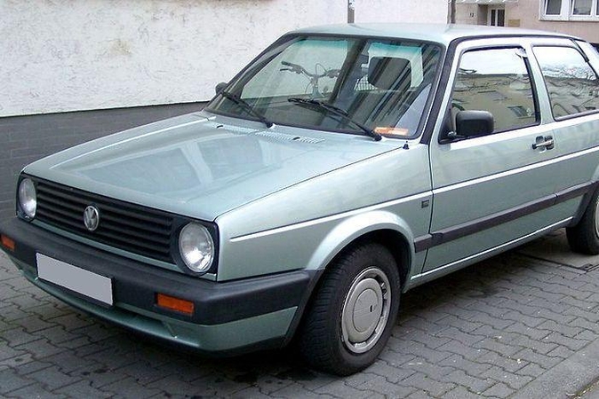 „Volkswagen Golf“ gimtadienis: per 35 metus šešis kartus naujas